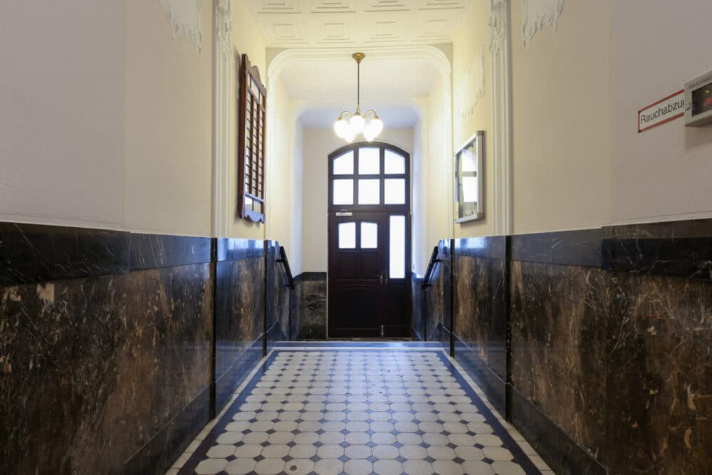 Eingang Haupthaus